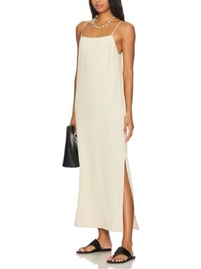By Malene Lucille Sleeveless Crinkled Midi Dress